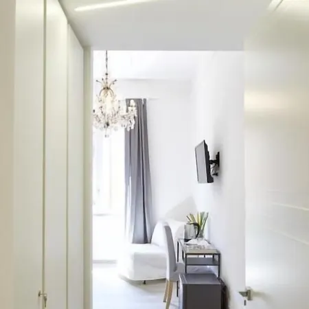 Raffaela's & Vatican 4* Rome